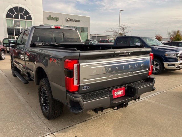 Used 2023 Ford F250 Platinum AWD/4WD image 6