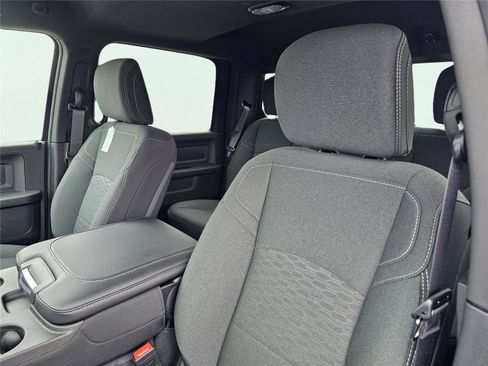 New 2026 RAM 2500 Tradesman AWD/4WD image 18