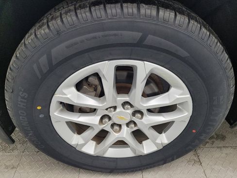 Used 2018 Chevrolet Traverse LS AWD/4WD image 31