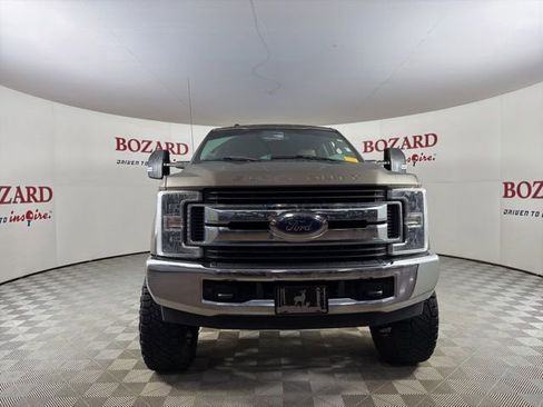 Used 2019 Ford F250 XLT image 2