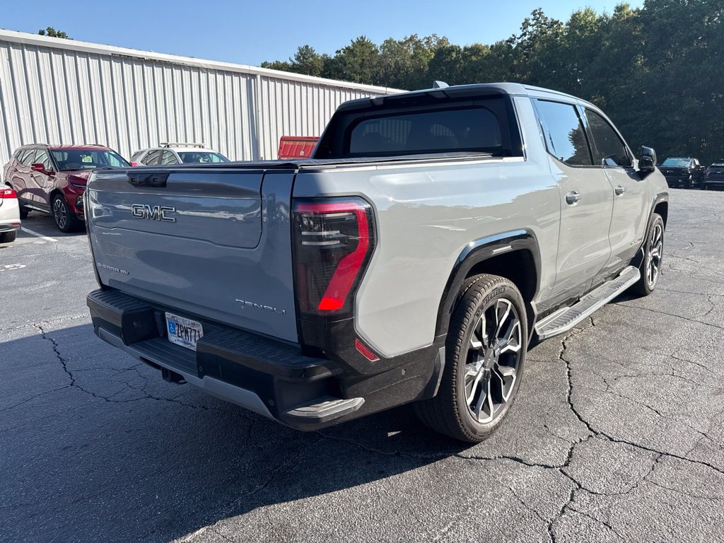 Used 2024 GMC Sierra EV Denali AWD/4WD image 4