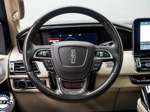 Used 2021 Lincoln Navigator Reserve w/ Luxury Package image 15