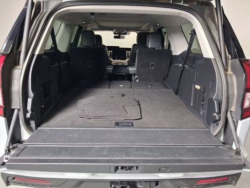 Used 2025 Ford Expedition Max Active AWD/4WD image 14