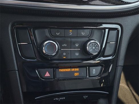 Used 2018 Buick Encore Preferred image 34