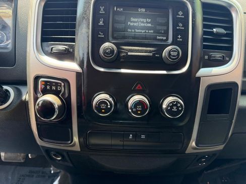 Used 2018 RAM 1500 Classic SLT RWD image 31