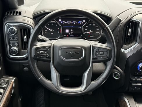 Used 2021 GMC Sierra 1500 Denali w/ Denali Ultimate Package AWD/4WD image 15
