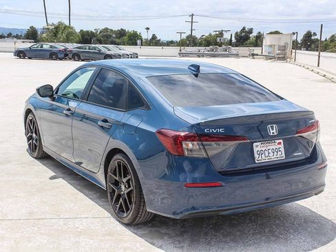 Certified 2025 Honda Civic Sport image 4