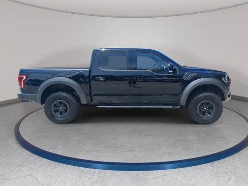 Used 2018 Ford F150 Raptor w/ Equipment Group 802A Luxury AWD/4WD image 4