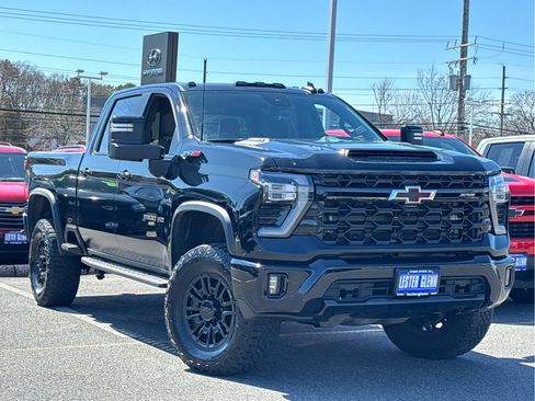Certified 2024 Chevrolet Silverado 2500 ZR2 w/ Technology Package AWD/4WD image 44