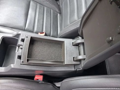 Used 2019 Ford Escape Titanium AWD/4WD image 20