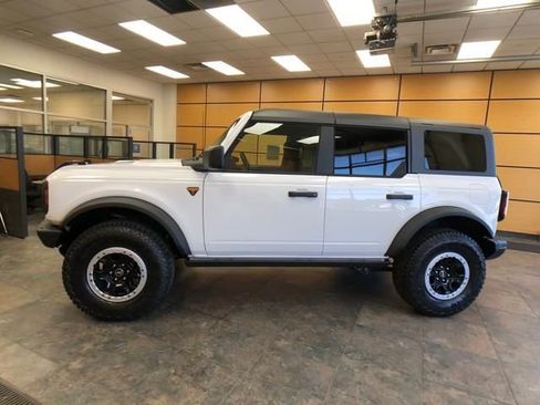 New 2025 Ford Bronco Badlands w/ Sasquatch Package image 4