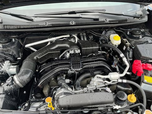 Used 2025 Subaru Crosstrek 2.0i Premium image 29