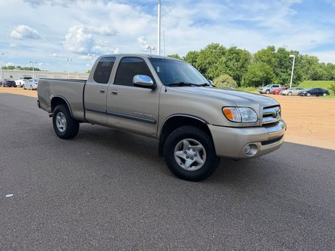 Used 2003 Toyota Tundra SR5 RWD image 3