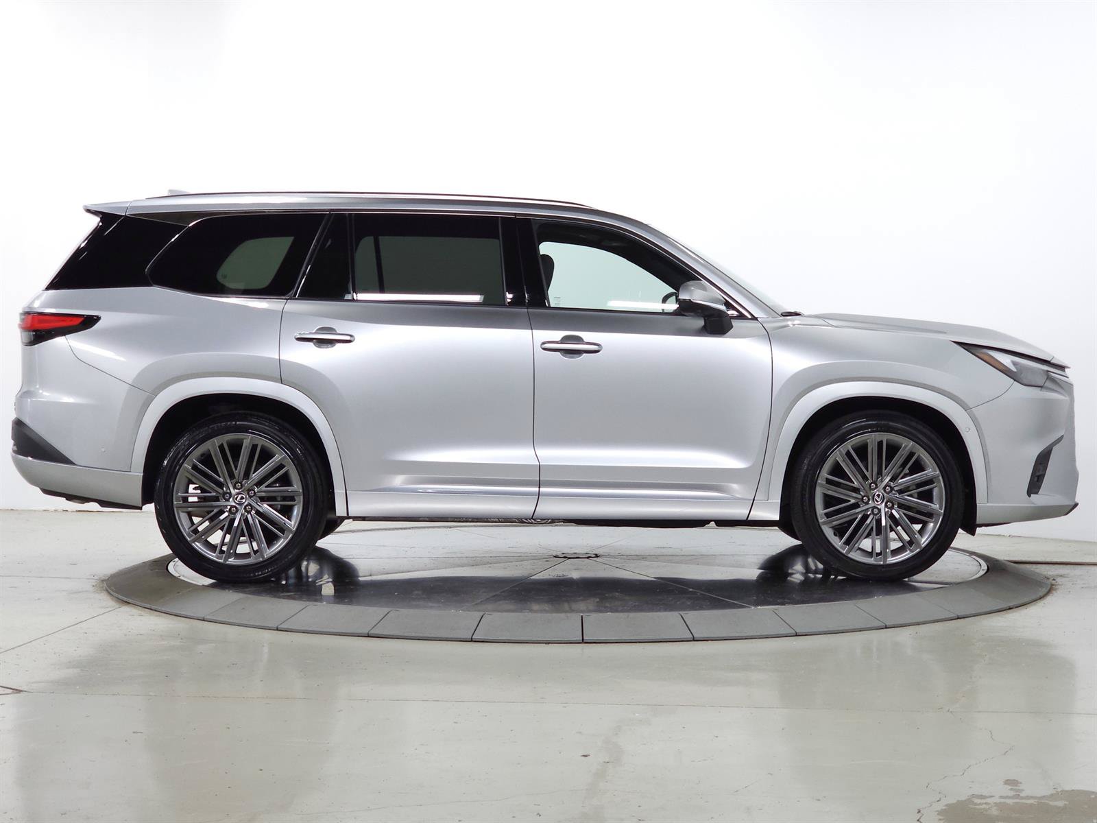 Certified 2025 Lexus TX 350 AWD w/ Technology Package image 12