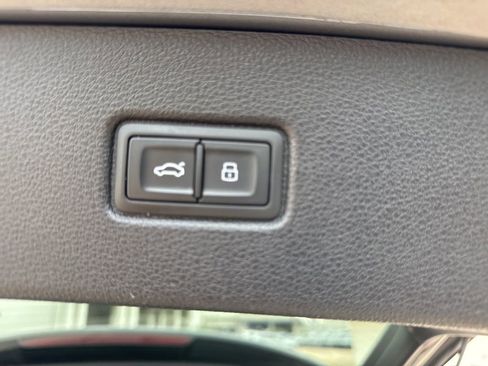 Used 2018 Audi Q7 2.0T Premium Plus w/ Premium Plus Package image 34