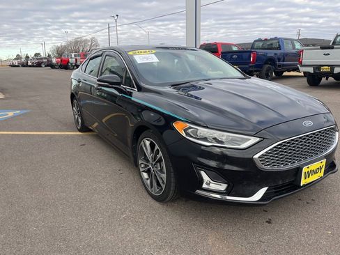 Used 2020 Ford Fusion Titanium image 4
