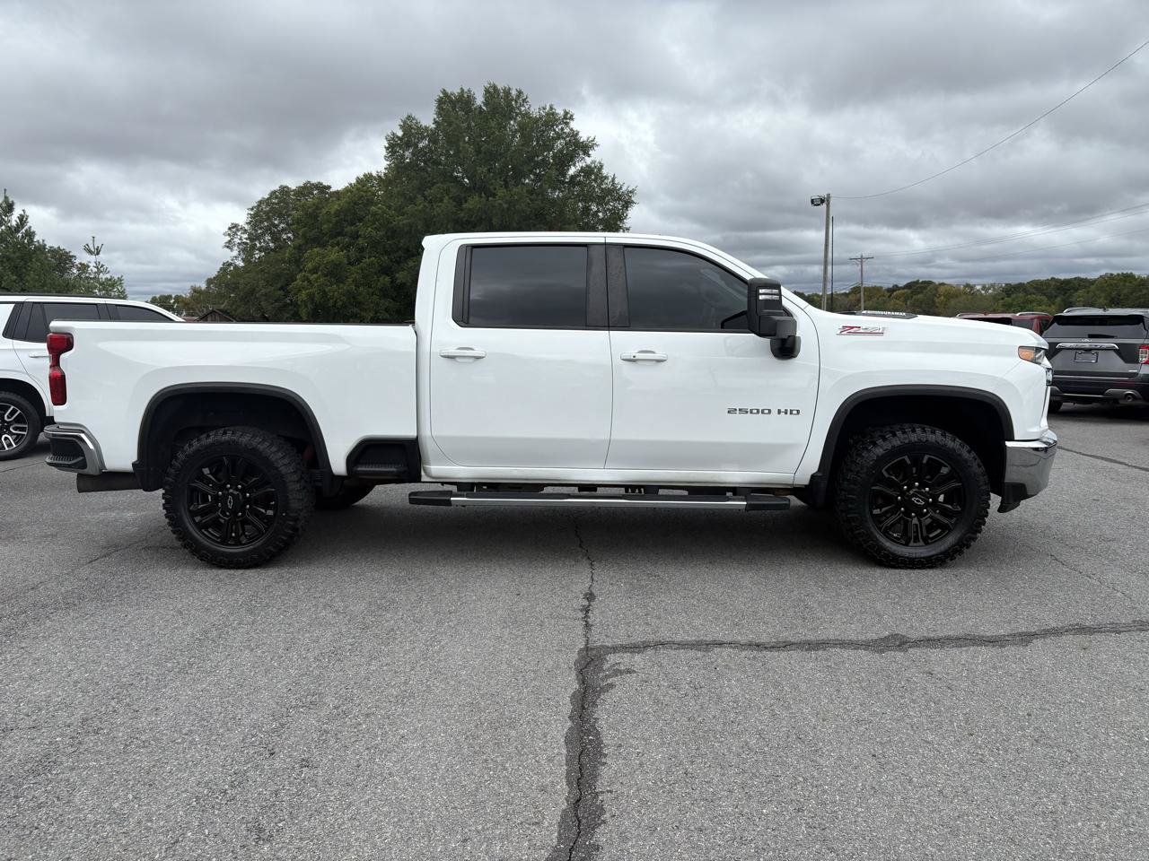 Used 2023 Chevrolet Silverado 2500 LT w/ Convenience Package AWD/4WD image 8