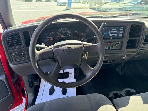 Used 2006 Chevrolet Silverado 1500 W/T image 15