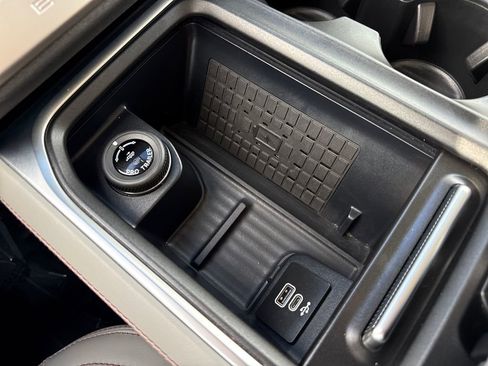 Certified 2025 Ford Expedition Active image 24