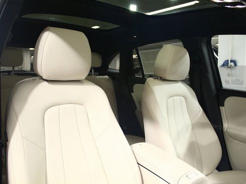 Used 2025 Mercedes-Benz GLA 250 4MATIC image 26