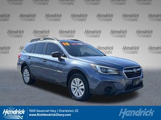 Used 2018 Subaru Outback 2.5i image 1