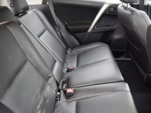 Used 2013 Toyota RAV4 XLE FWD image 32