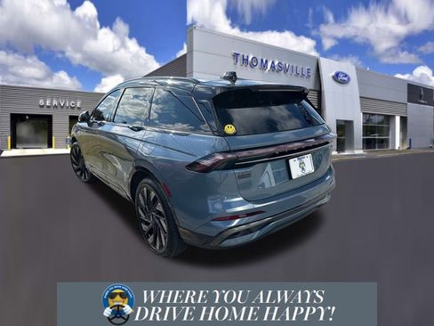 New 2026 Lincoln Nautilus Reserve image 4