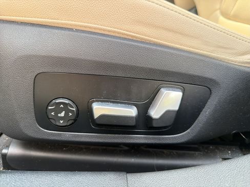 Used 2023 BMW i4 eDrive40 w/ Premium Package RWD image 26