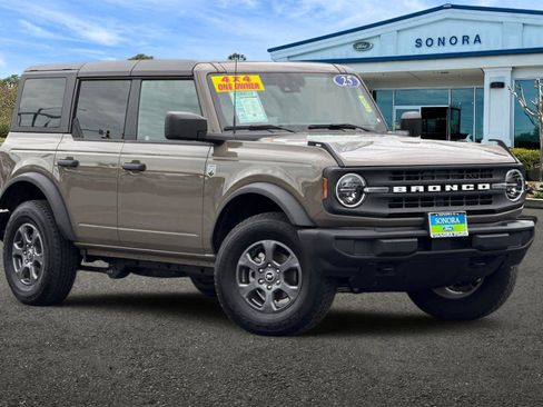 Used 2025 Ford Bronco Big Bend AWD/4WD image 2
