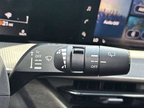 New 2025 Nissan Murano SV FWD image 12