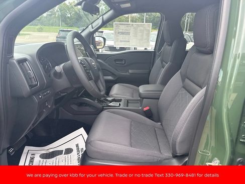 New 2026 Nissan Frontier SV w/ SV Convenience Package AWD/4WD image 9