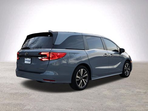 Certified 2023 Honda Odyssey Touring image 9
