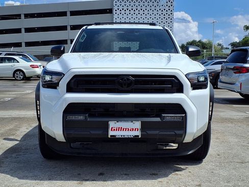 Used 2025 Toyota 4Runner SR5 RWD image 4
