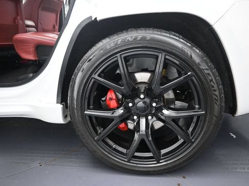 Used 2018 Jeep Grand Cherokee Trackhawk AWD/4WD image 48