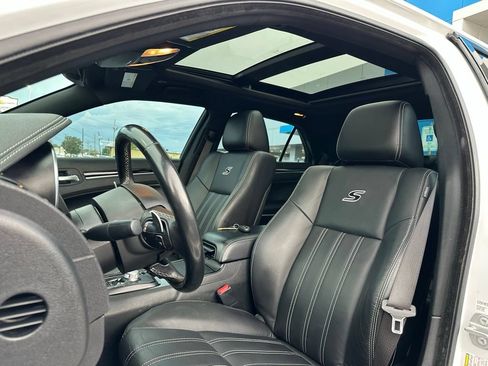 Used 2022 Chrysler 300 S RWD image 14