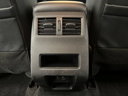 Used 2024 Mitsubishi Outlander SE AWD/4WD image 26