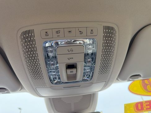 Used 2020 Mercedes-Benz GLS 450 4MATIC image 37