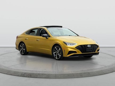 Used 2021 Hyundai Sonata SEL Plus w/ Tech Package FWD image 1