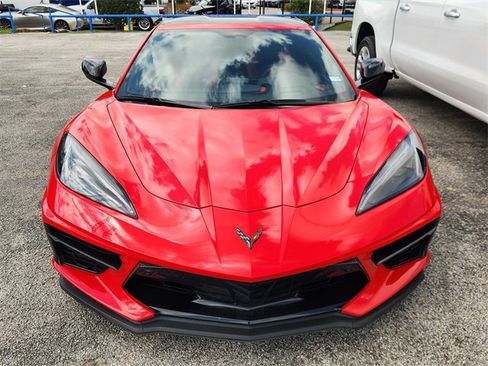 Used 2021 Chevrolet Corvette Stingray Preferred Cpe w/ Z51 Performance Package image 2