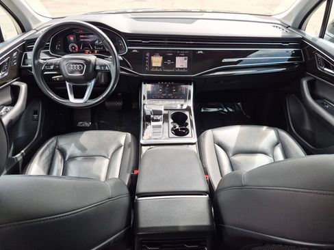 Used 2021 Audi Q7 3.0T Premium Plus AWD/4WD image 31