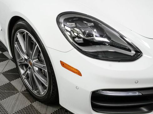 Used 2021 Porsche Panamera 4 AWD/4WD image 38