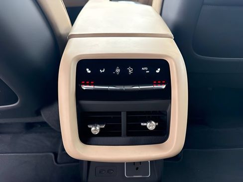 Used 2026 Cadillac Lyriq Signature Luxury w/ Nappa Leather Package AWD/4WD image 12