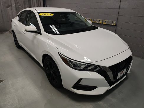 Used 2023 Nissan Sentra SV image 5