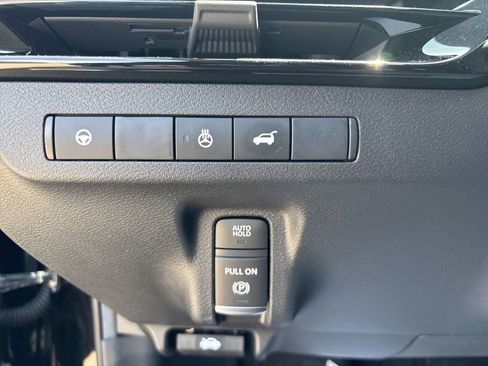 Used 2025 Nissan Murano SL AWD/4WD image 21