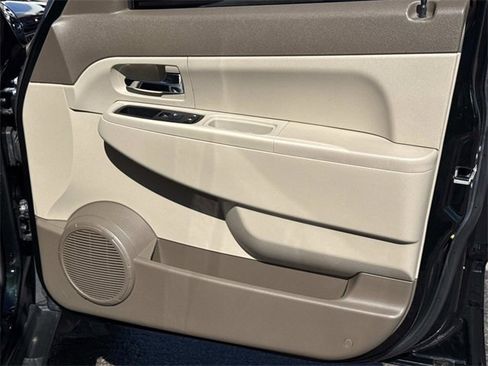 Used 2012 Jeep Liberty Sport w/ Popular Equipment Group image 18