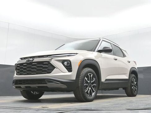 New 2026 Chevrolet TrailBlazer ACTIV w/ Convenience Package FWD image 43