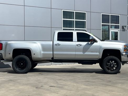 Used 2019 Chevrolet Silverado 3500 LTZ w/ Duramax Plus Package AWD/4WD image 3