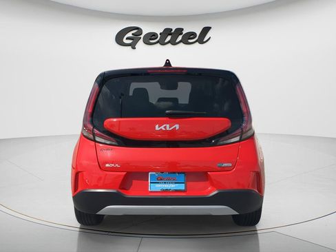 Used 2023 Kia Soul EX FWD image 6