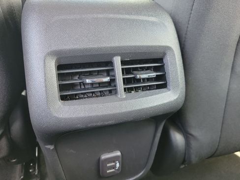 Used 2023 Chevrolet Equinox LS w/ LPO, Floor Liner Package AWD/4WD image 16