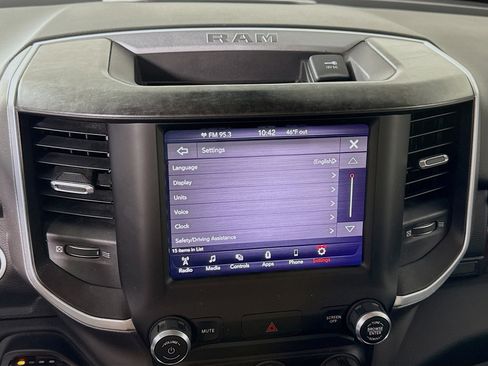 Used 2019 RAM 1500 Big Horn image 18